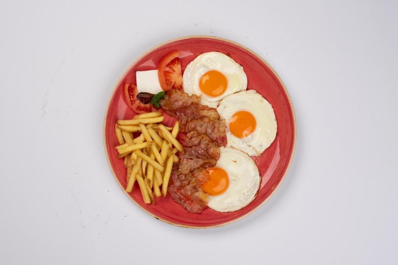 Santa Villa & Restaurant Sremska Mitrovica Luaran gambar