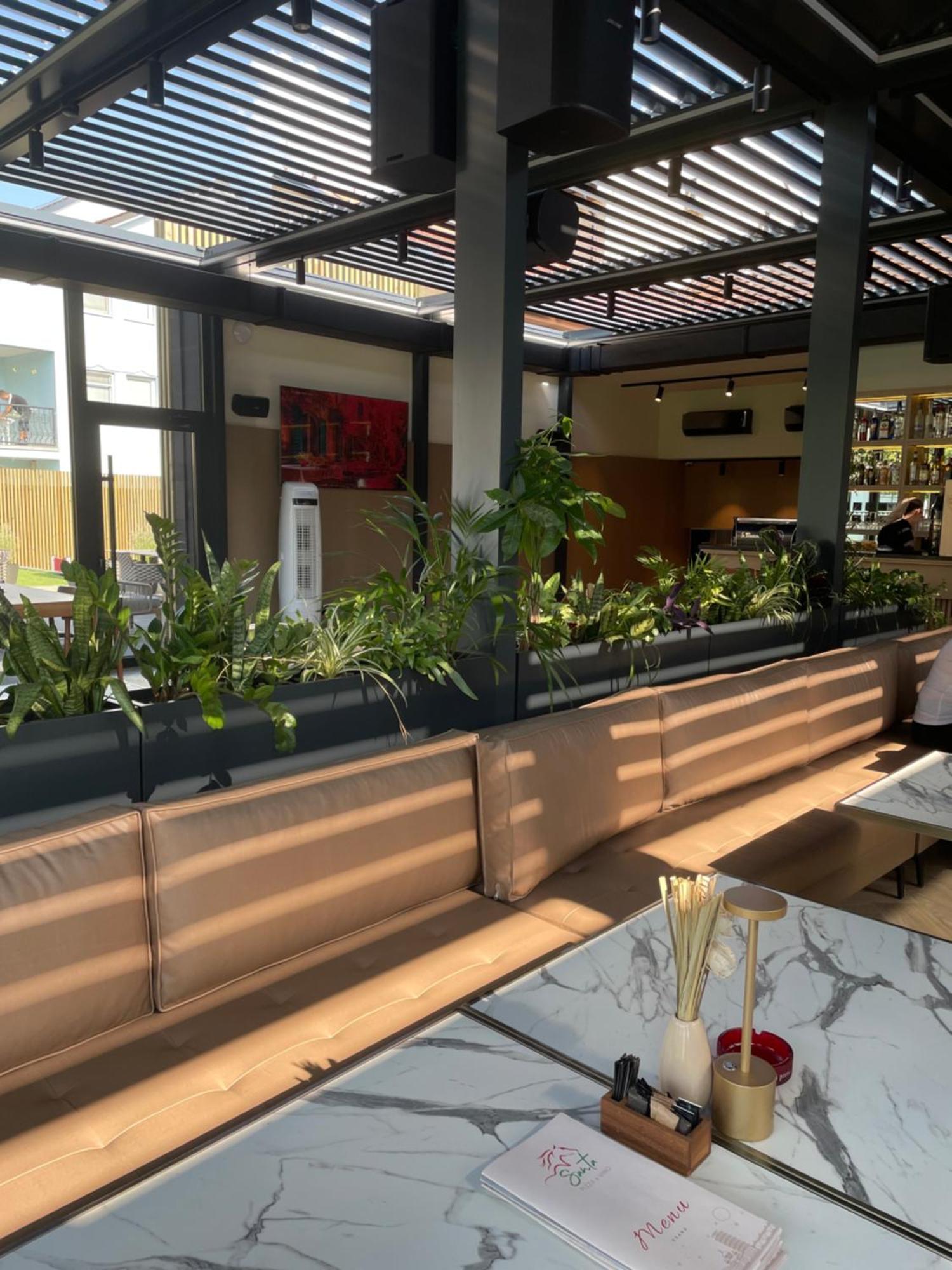 Santa Villa & Restaurant Sremska Mitrovica Luaran gambar